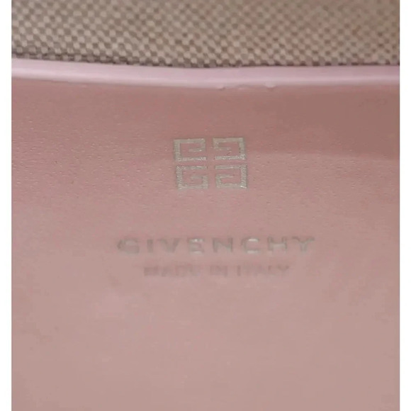 Givenchy x Chito Antigona Bag With Tag Effect Heart Print - Picture 6 of 13